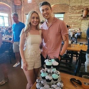 Meet your Posher, Kendra